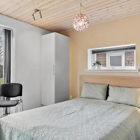 بيت للعطل Stunning In With Sauna Børkop
