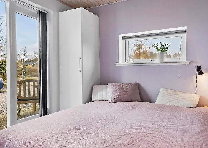 Hébergement de vacances Stunning In With Sauna